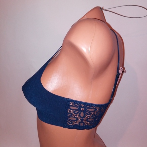 2/$25 Victoria Secret Bralette Bra Seamless Solid - Picture 5 of 8